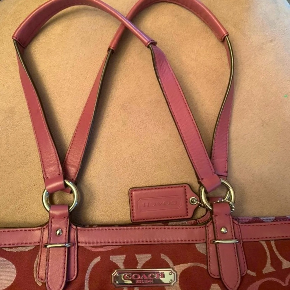 Coach shoulder bag